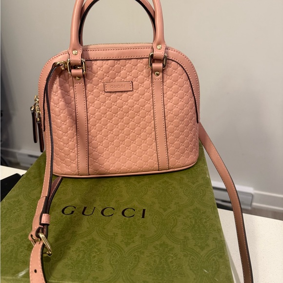 Gucci Handbags - Gucci Blush Pink Crossbody Bag